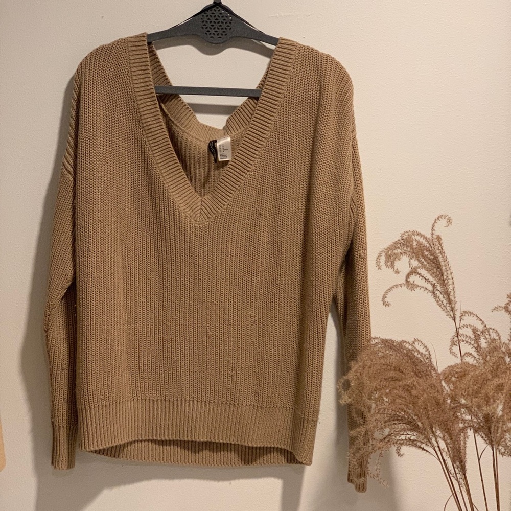 V-Neck H&M Sweater